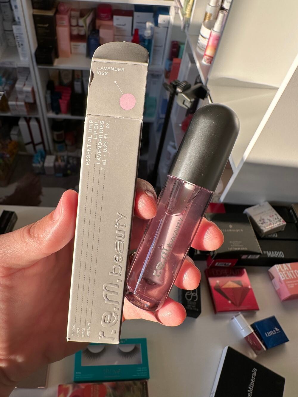 r.e.m. beauty essential drip lip oil - lavender